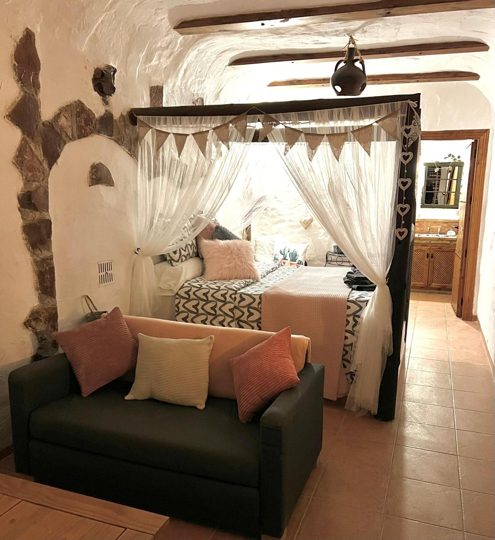 Cuevas De La Paz - Cave House Holidays Los Carriones Extérieur photo